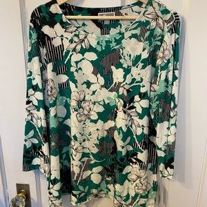 JM Collection Green Floral blouse size XL NWT